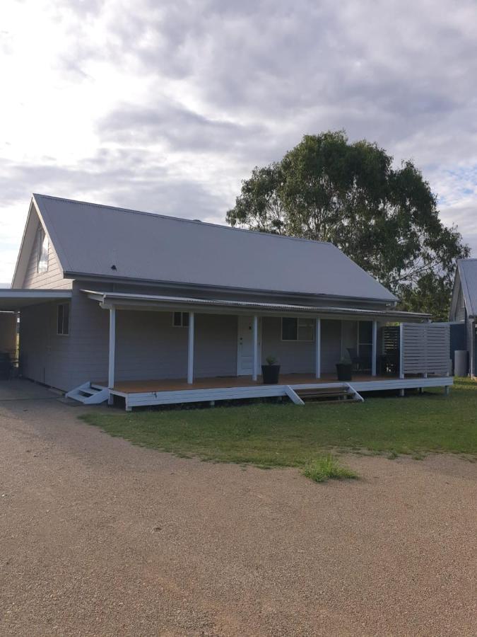 Madigan Wine Country Cottages Lovedale Exteriör bild